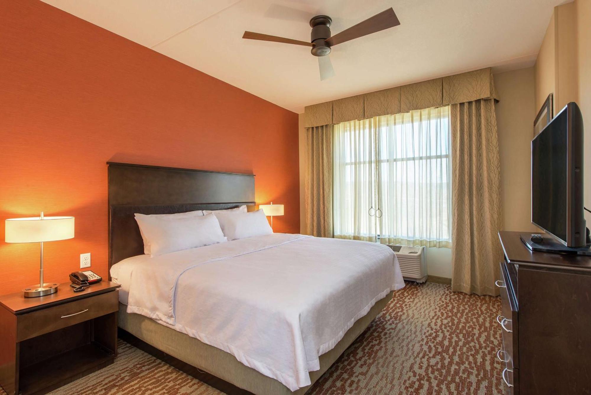 Homewood Suites By Hilton Boston Marlborough Berlin Экстерьер фото