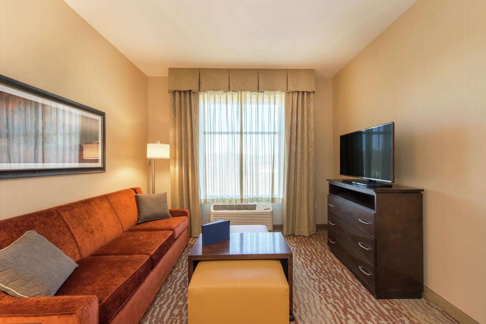 Homewood Suites By Hilton Boston Marlborough Berlin Экстерьер фото