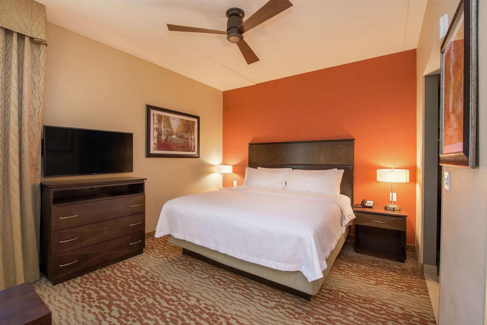 Homewood Suites By Hilton Boston Marlborough Berlin Экстерьер фото