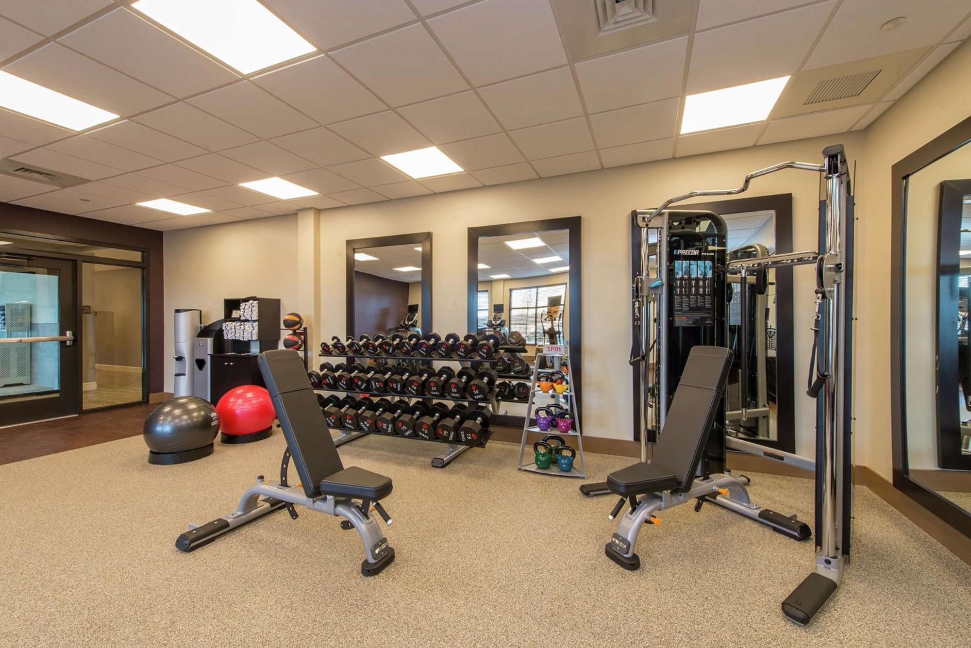 Homewood Suites By Hilton Boston Marlborough Berlin Экстерьер фото